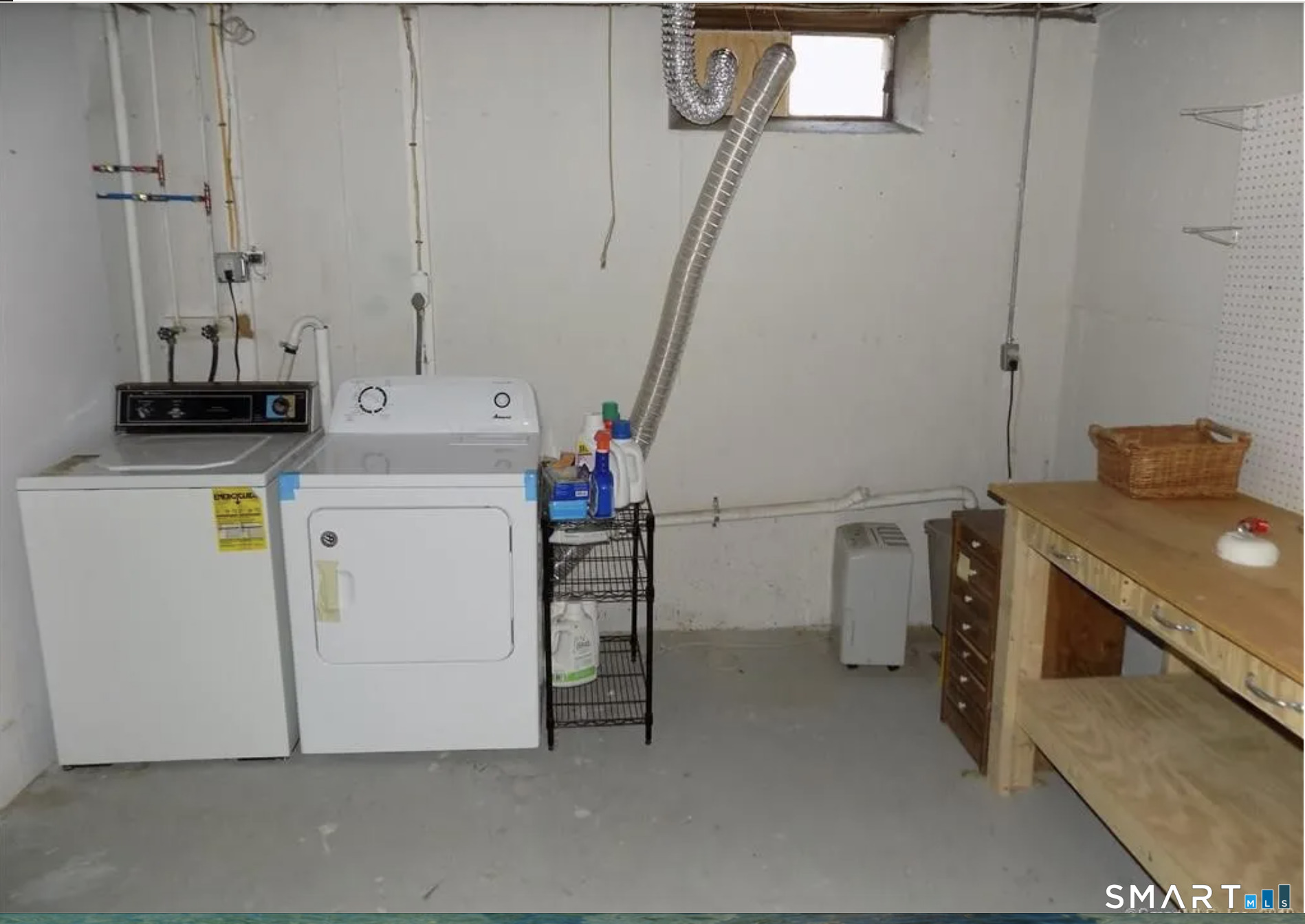 1644 Farmington Avenue Farmington CT 06085