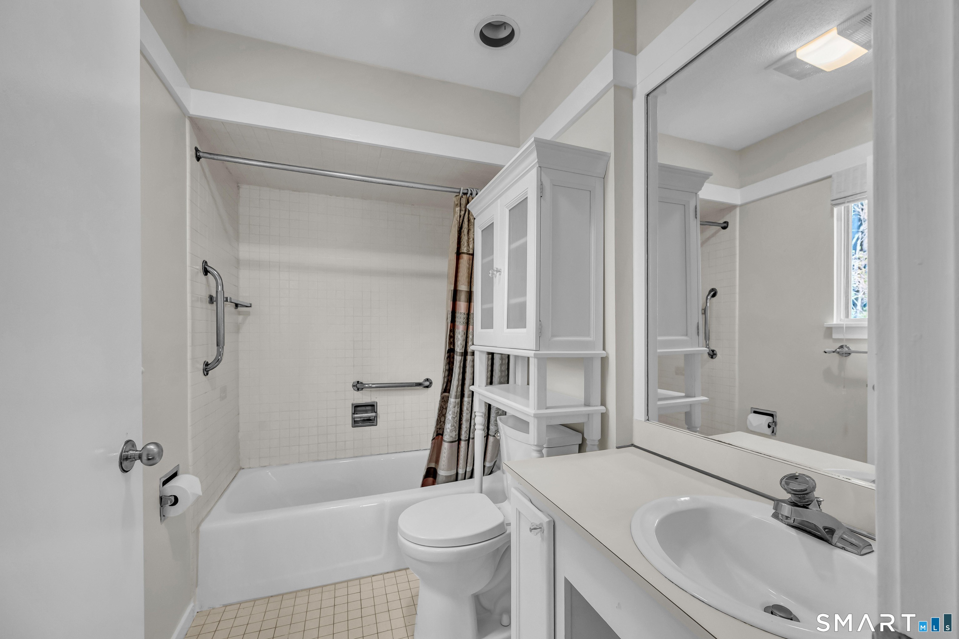 428 Heritage Village Southbury CT 06488
