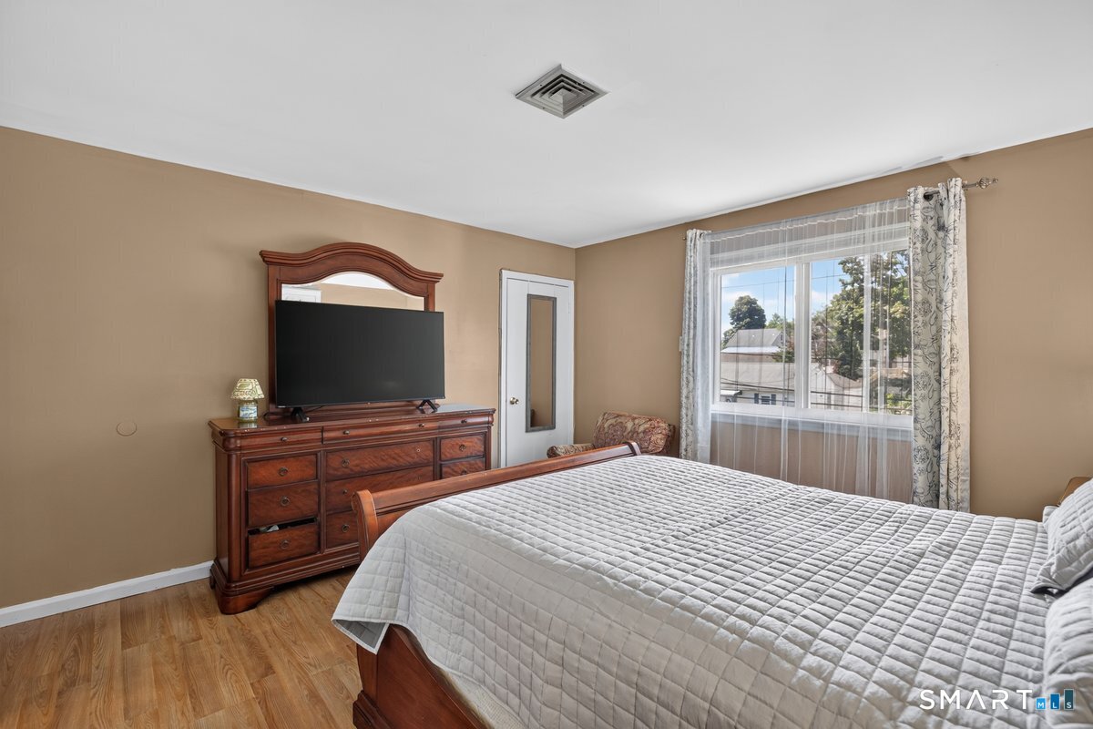 9 Edgewood Street Norwalk CT 06854