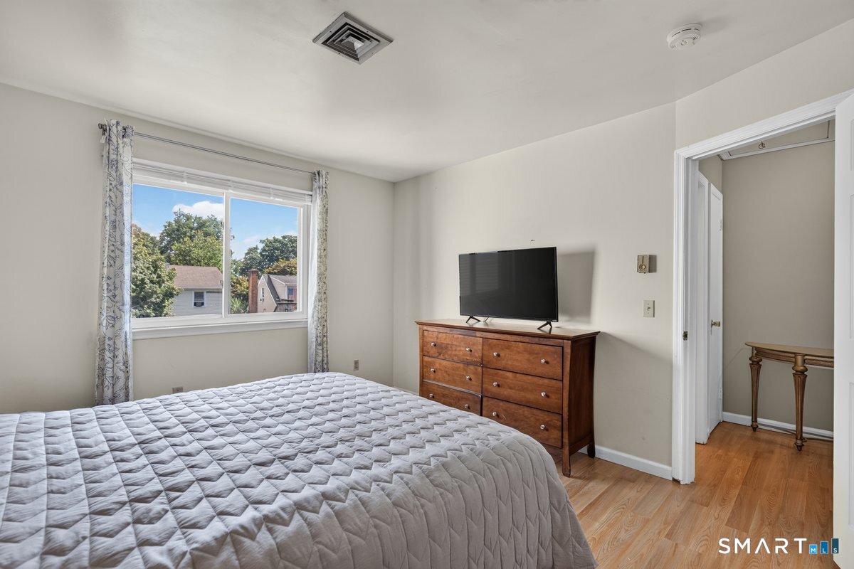 9 Edgewood Street Norwalk CT 06854