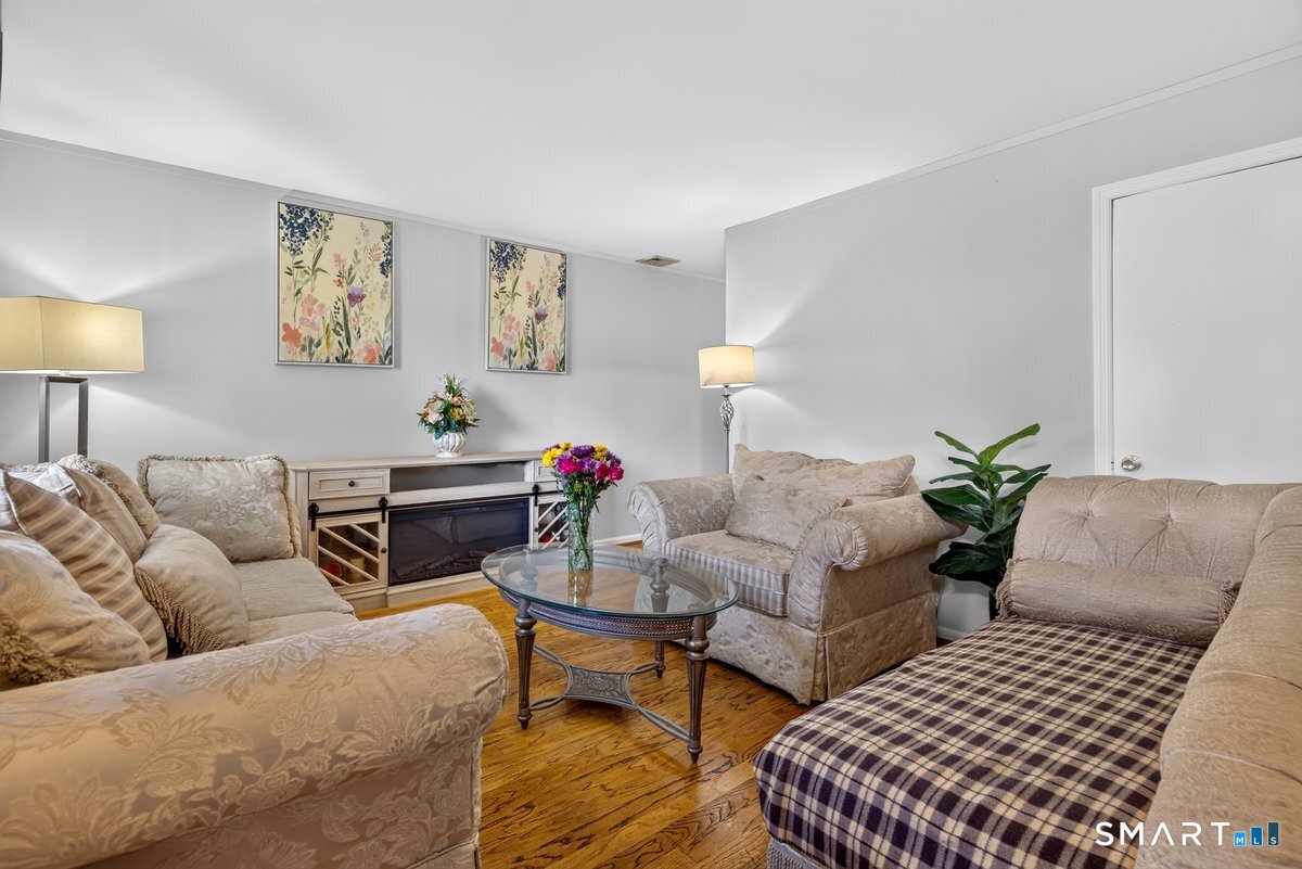 9 Edgewood Street Norwalk CT 06854