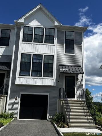 157 Brentwood Circle Danbury CT 06810