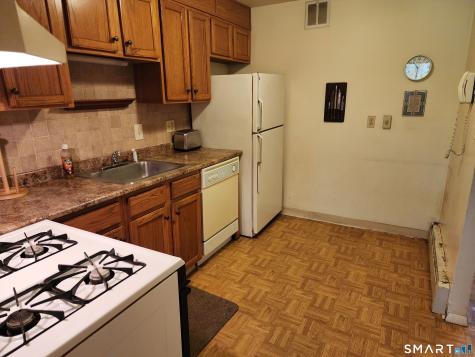179 Moylan Court Newington CT 06111