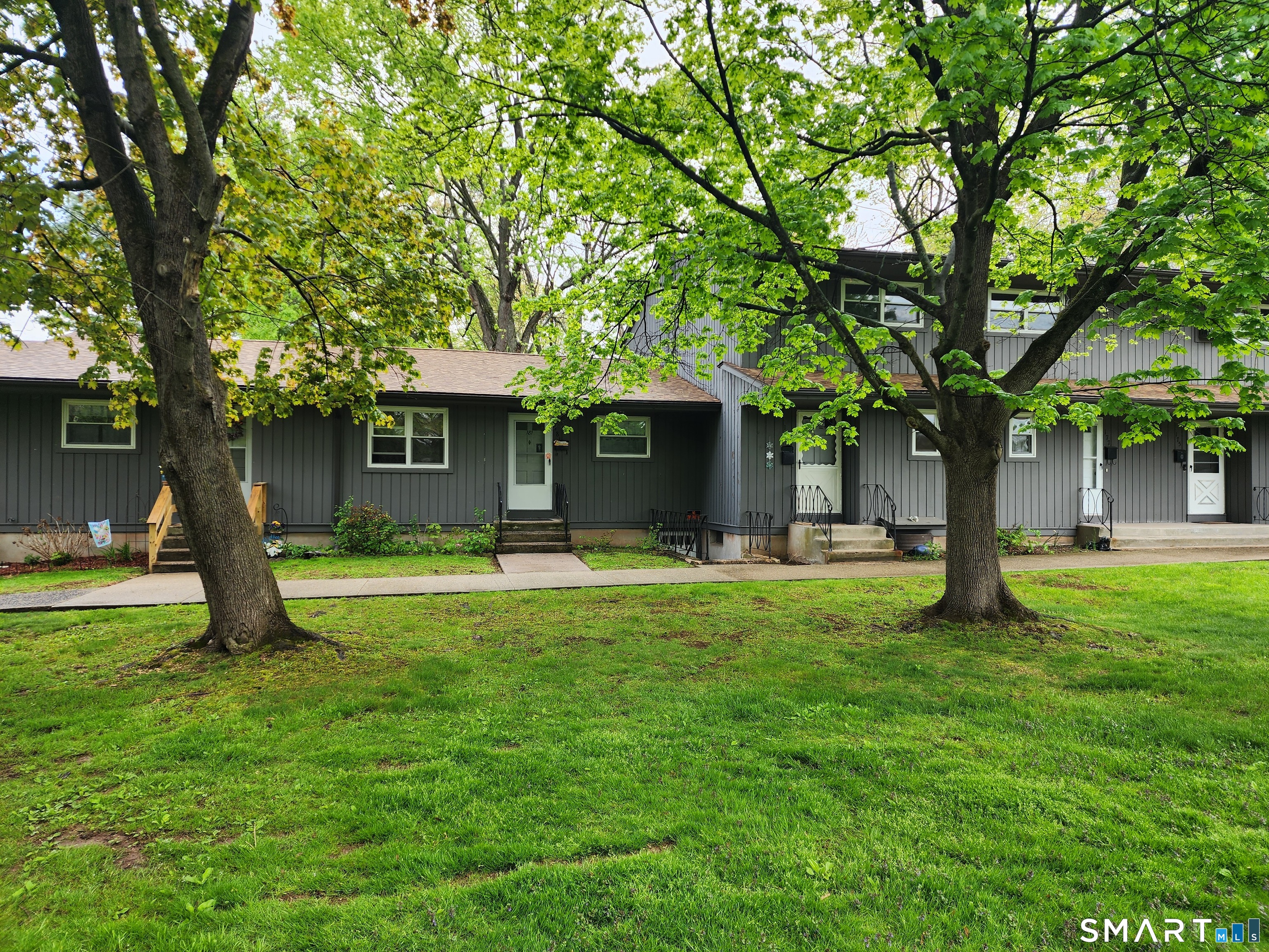 179 Moylan Court Newington CT 06111