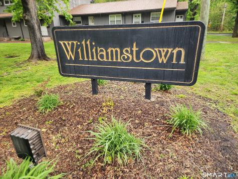 179 Moylan Court Newington CT 06111