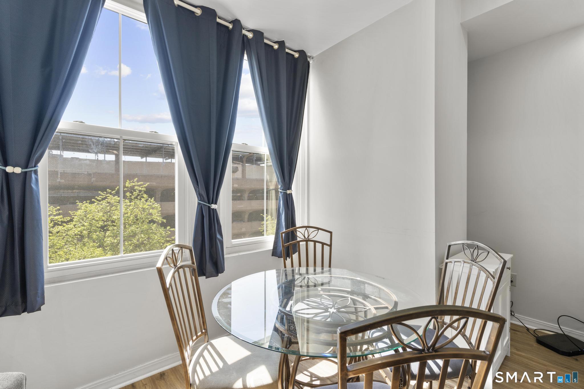 196 Crown Street New Haven CT 06511