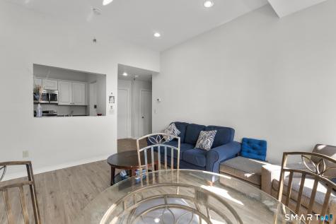 196 Crown Street New Haven CT 06511