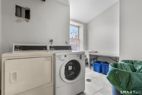 196 Crown Street New Haven CT 06511