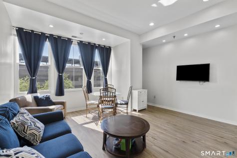 196 Crown Street New Haven CT 06511