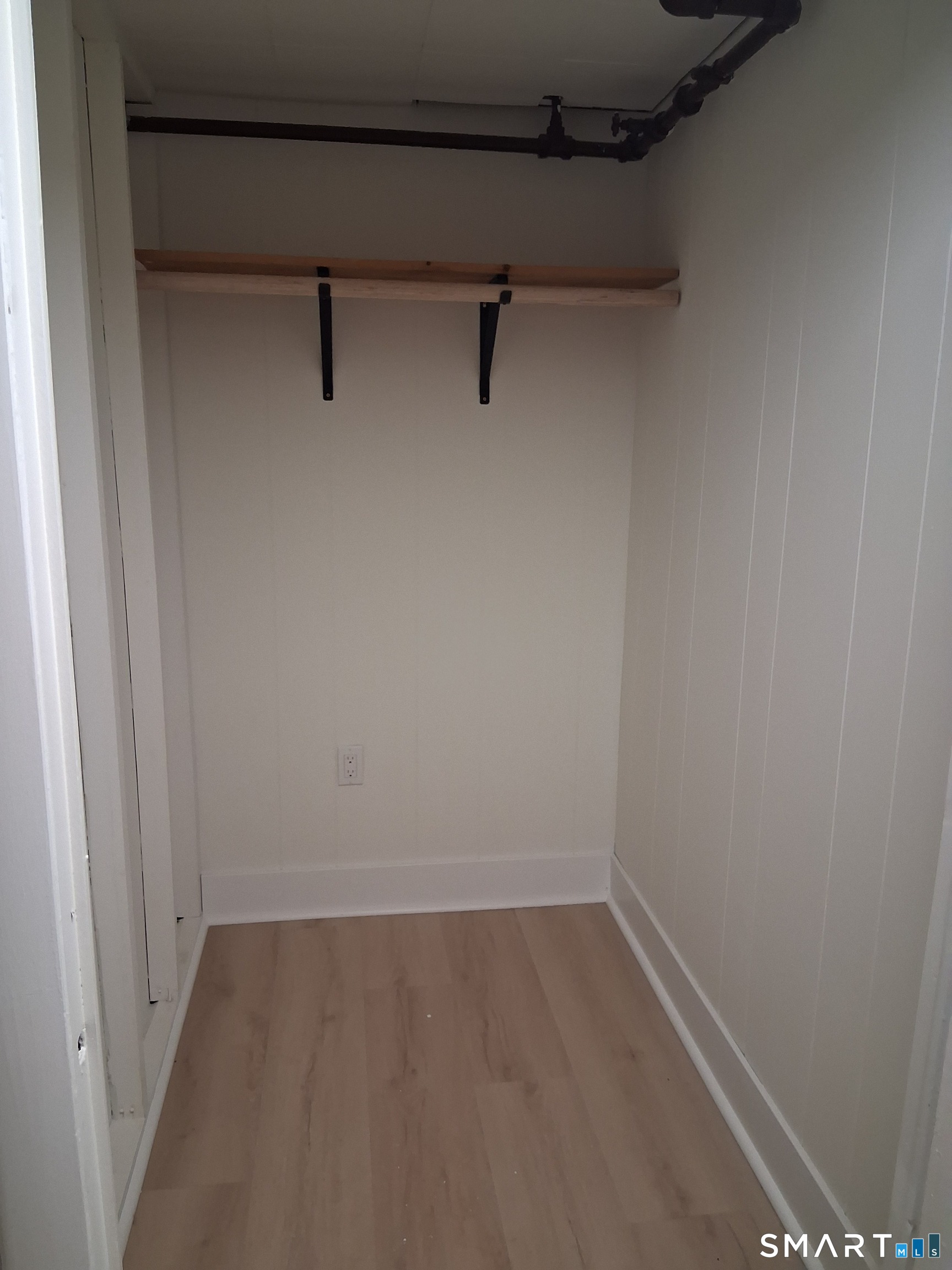 81 Worth Avenue Hamden CT 06518