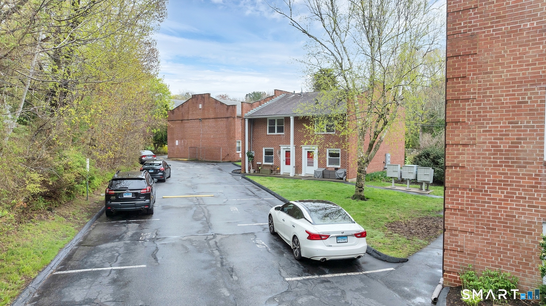 111 Niles Hill Road New London CT 06320