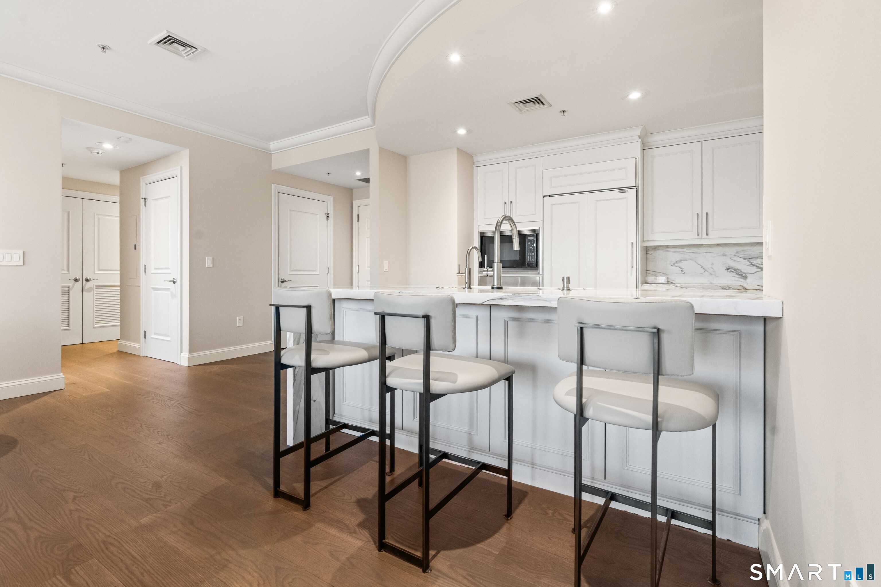 85 Memorial Road West Hartford CT 06107
