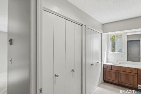 471 Heritage Village Southbury CT 06488