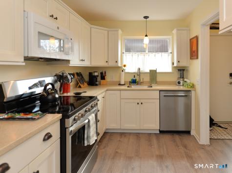 247 Heritage Village Southbury CT 06488