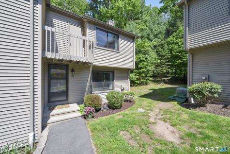 23 Conestoga Way Glastonbury CT 06033
