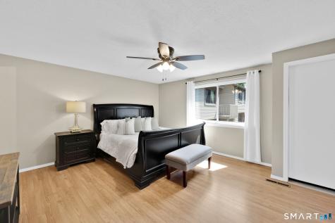 23 Conestoga Way Glastonbury CT 06033