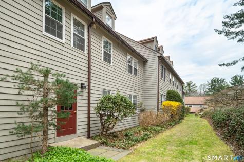 43 Village Walk Wilton CT 06897