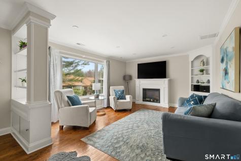 43 Village Walk Wilton CT 06897