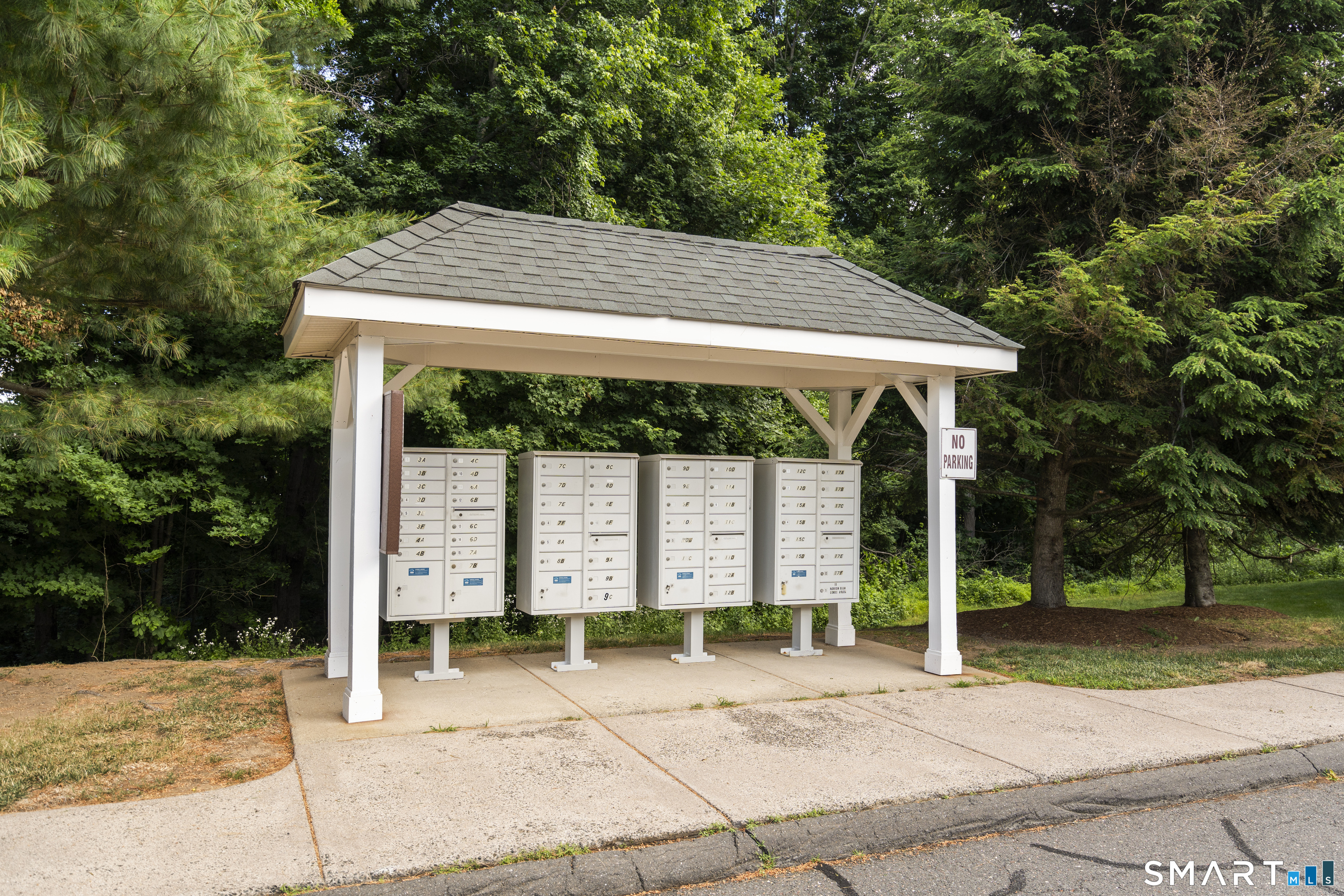 15 Reggie Way East Windsor CT 06016