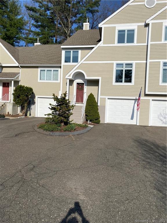 9 Essex Court Avon CT 06001