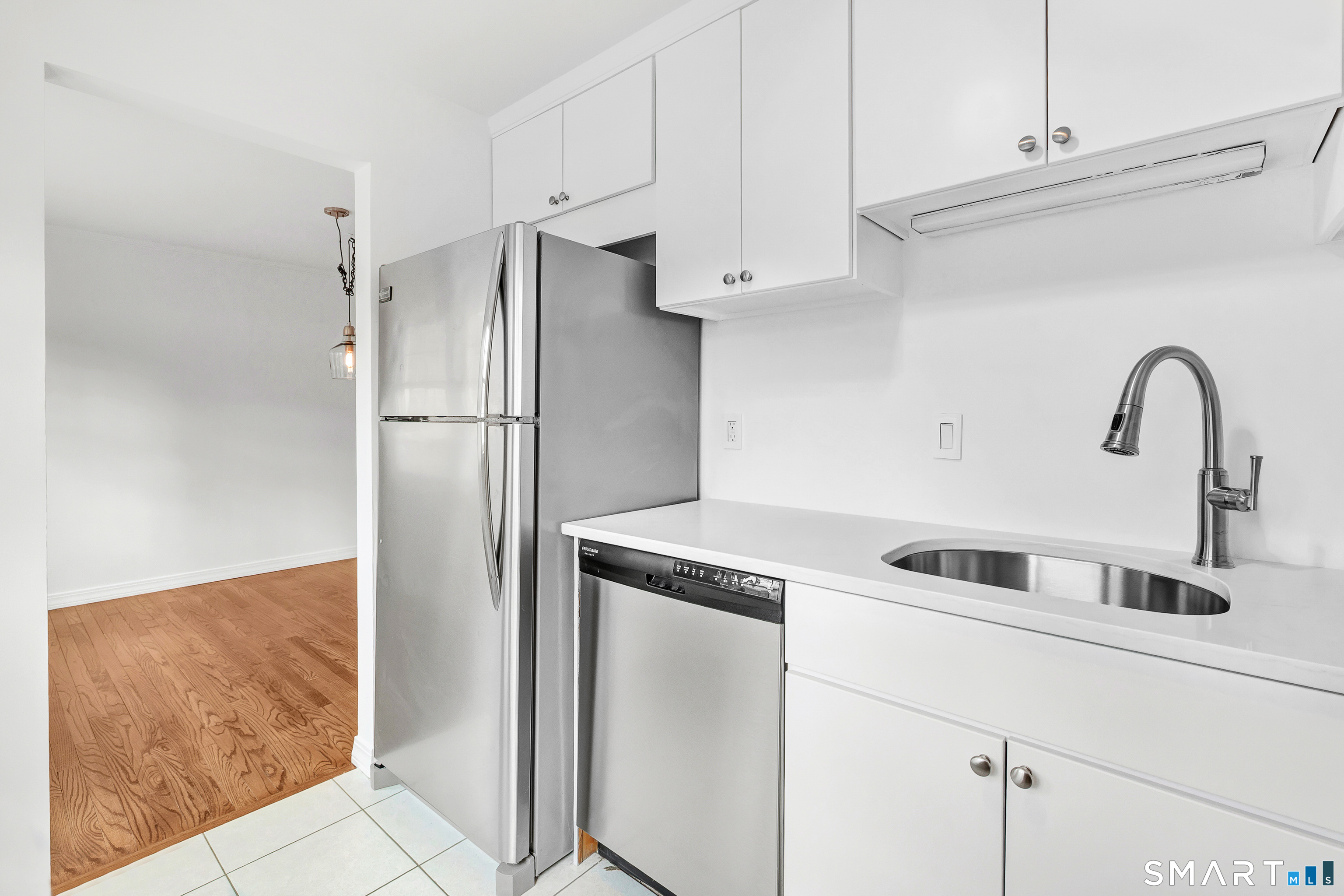 60 Heritage Hill Road New Canaan CT 06840