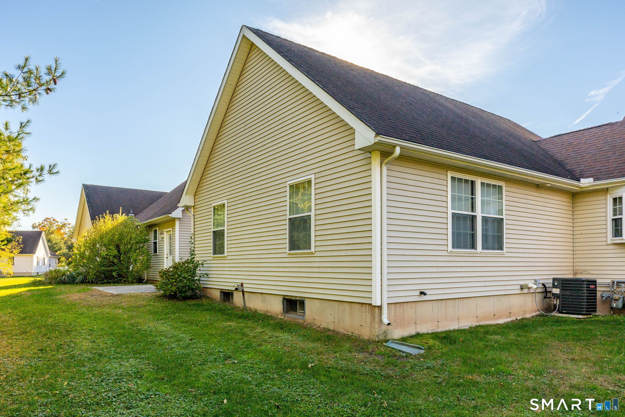 38 Joanne Drive East Hartford CT 06108