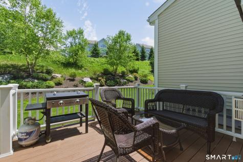 72 Ridgewood Drive Middlebury CT 06762
