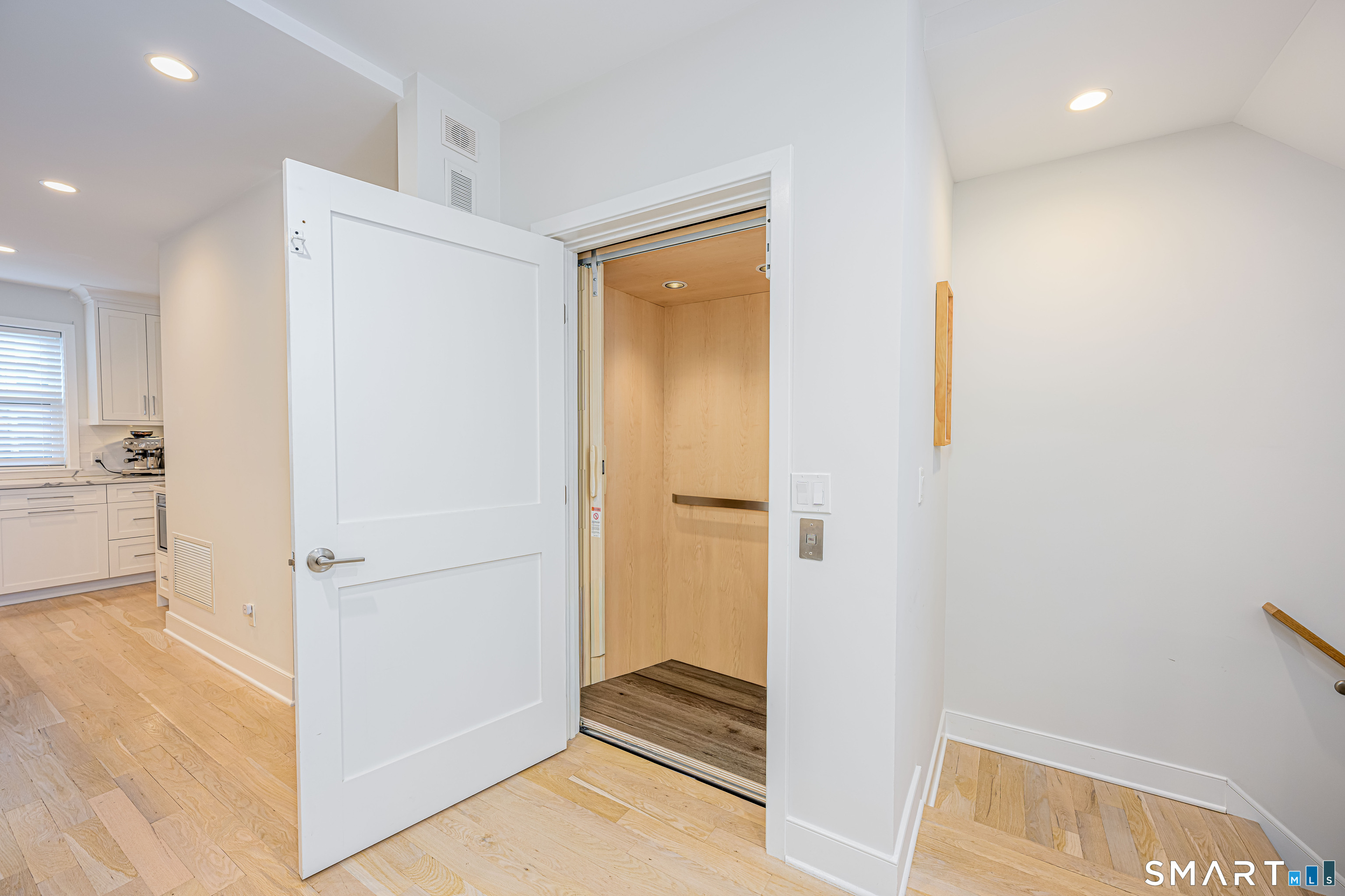 25 Beaumont Street Fairfield CT 06824