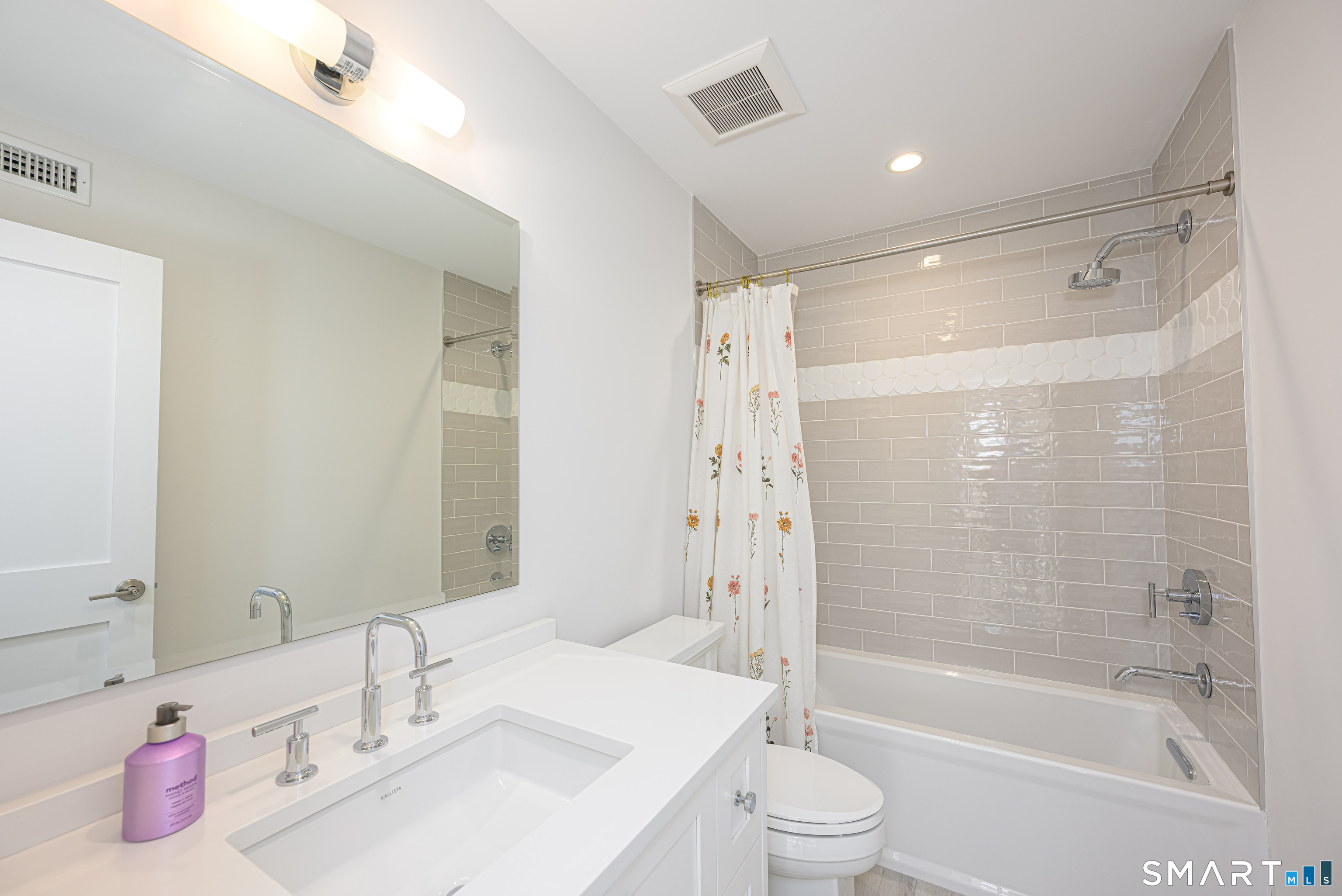 25 Beaumont Street Fairfield CT 06824