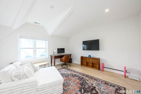 25 Beaumont Street Fairfield CT 06824