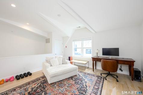 25 Beaumont Street Fairfield CT 06824