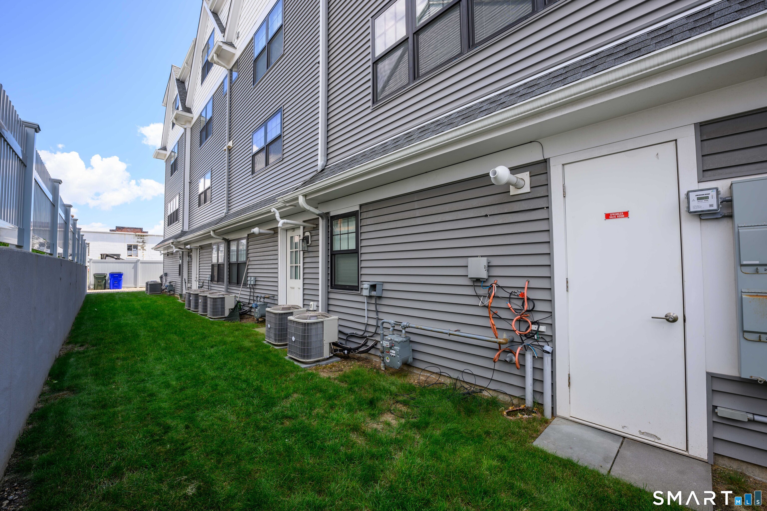 25 Beaumont Street Fairfield CT 06824