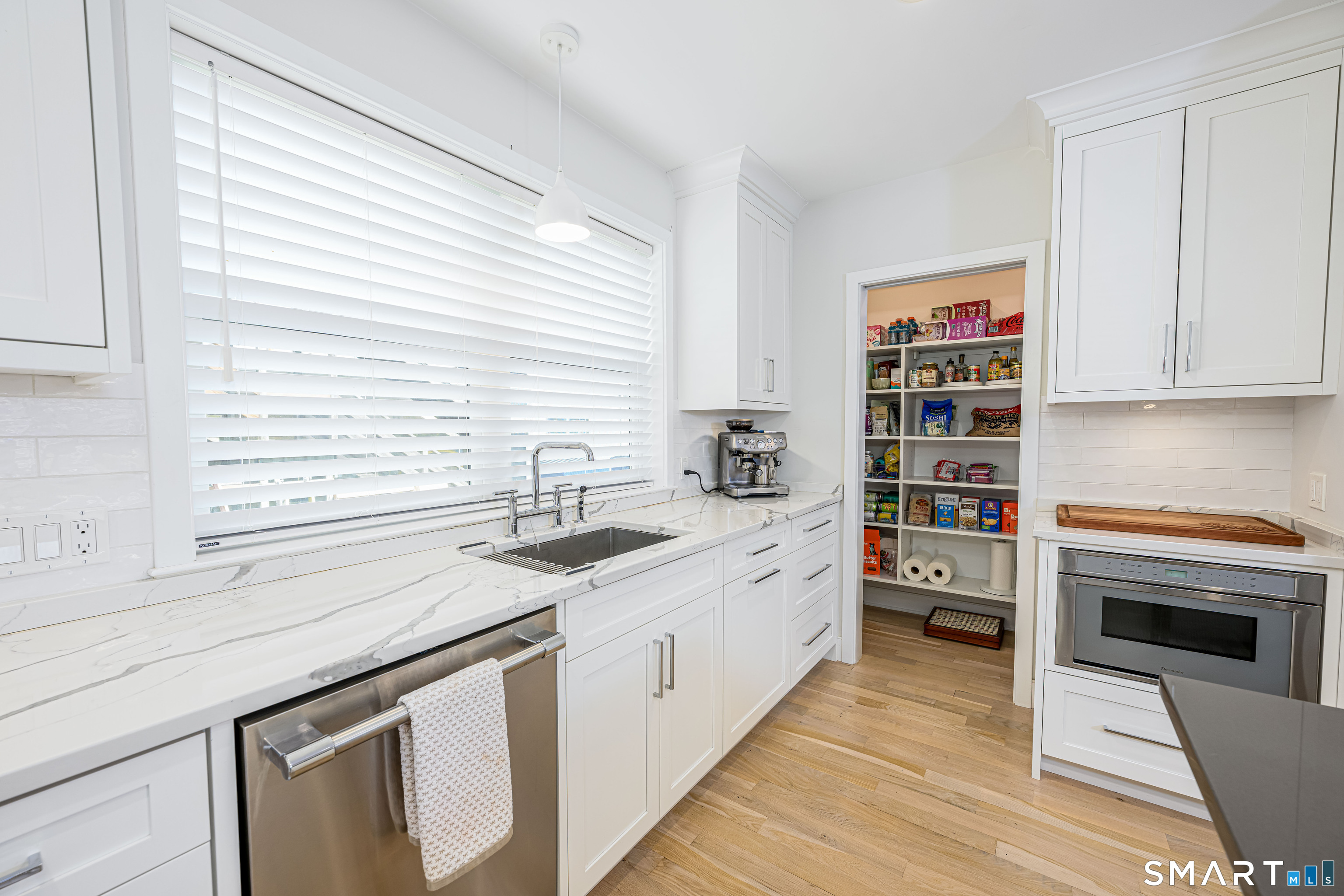 25 Beaumont Street Fairfield CT 06824