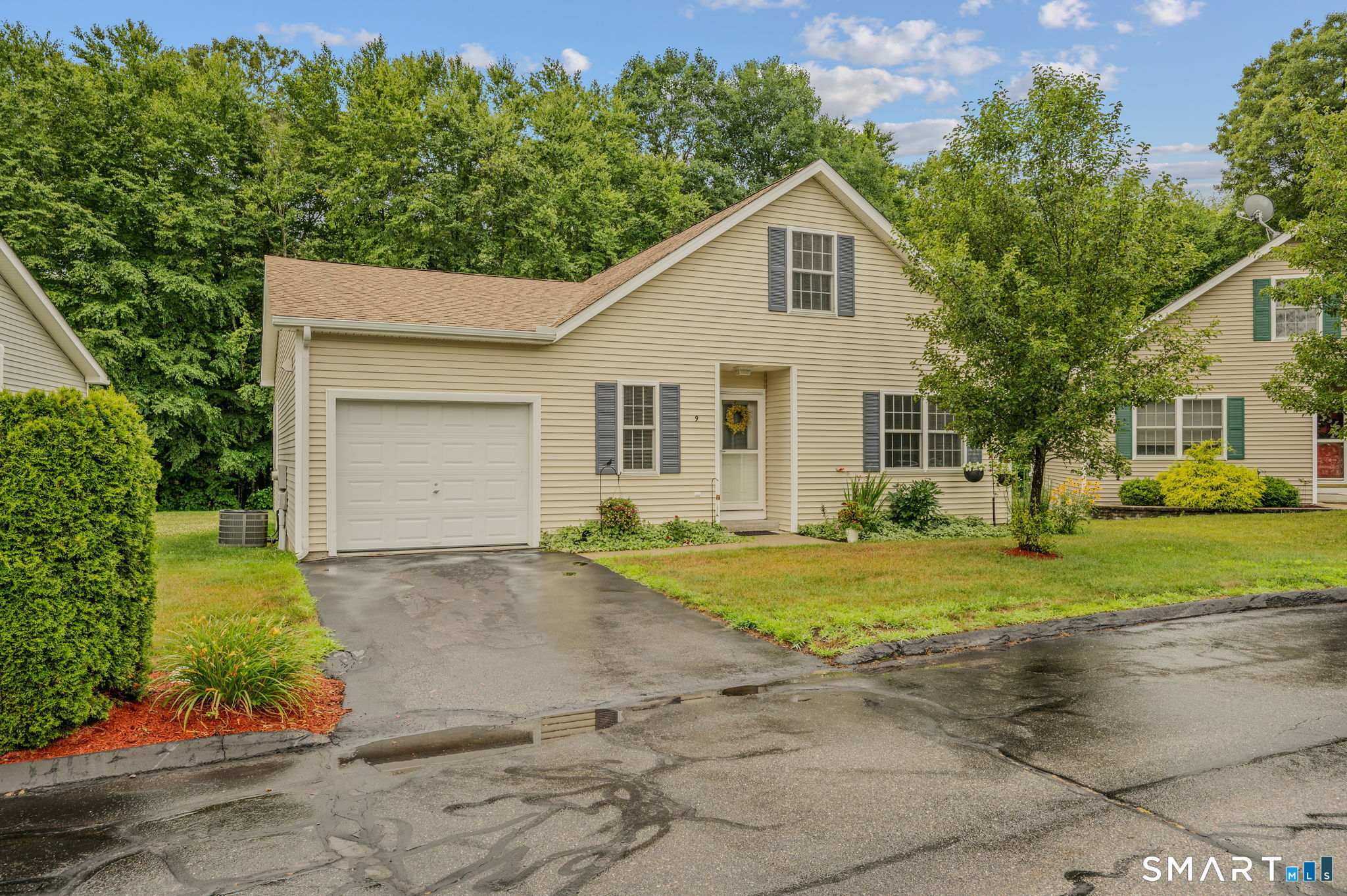 9 Trading Cove Circle Norwich CT 06360
