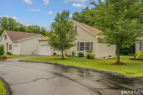 9 Trading Cove Circle Norwich CT 06360