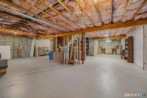 9 Trading Cove Circle Norwich CT 06360