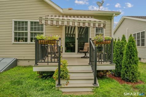 9 Trading Cove Circle Norwich CT 06360