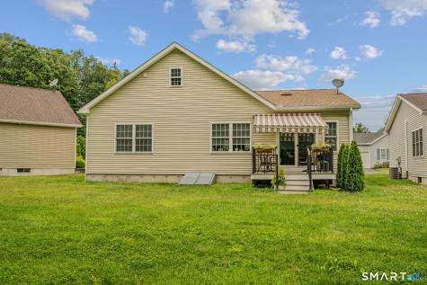9 Trading Cove Circle Norwich CT 06360