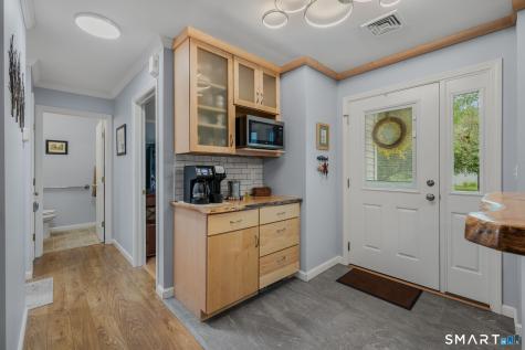 9 Trading Cove Circle Norwich CT 06360