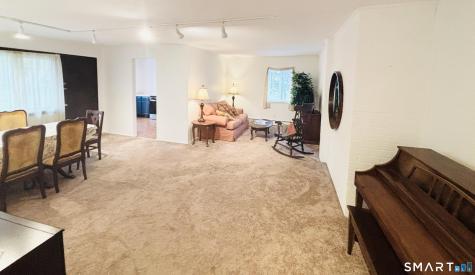 65 West Westridge West Road New London CT 06320