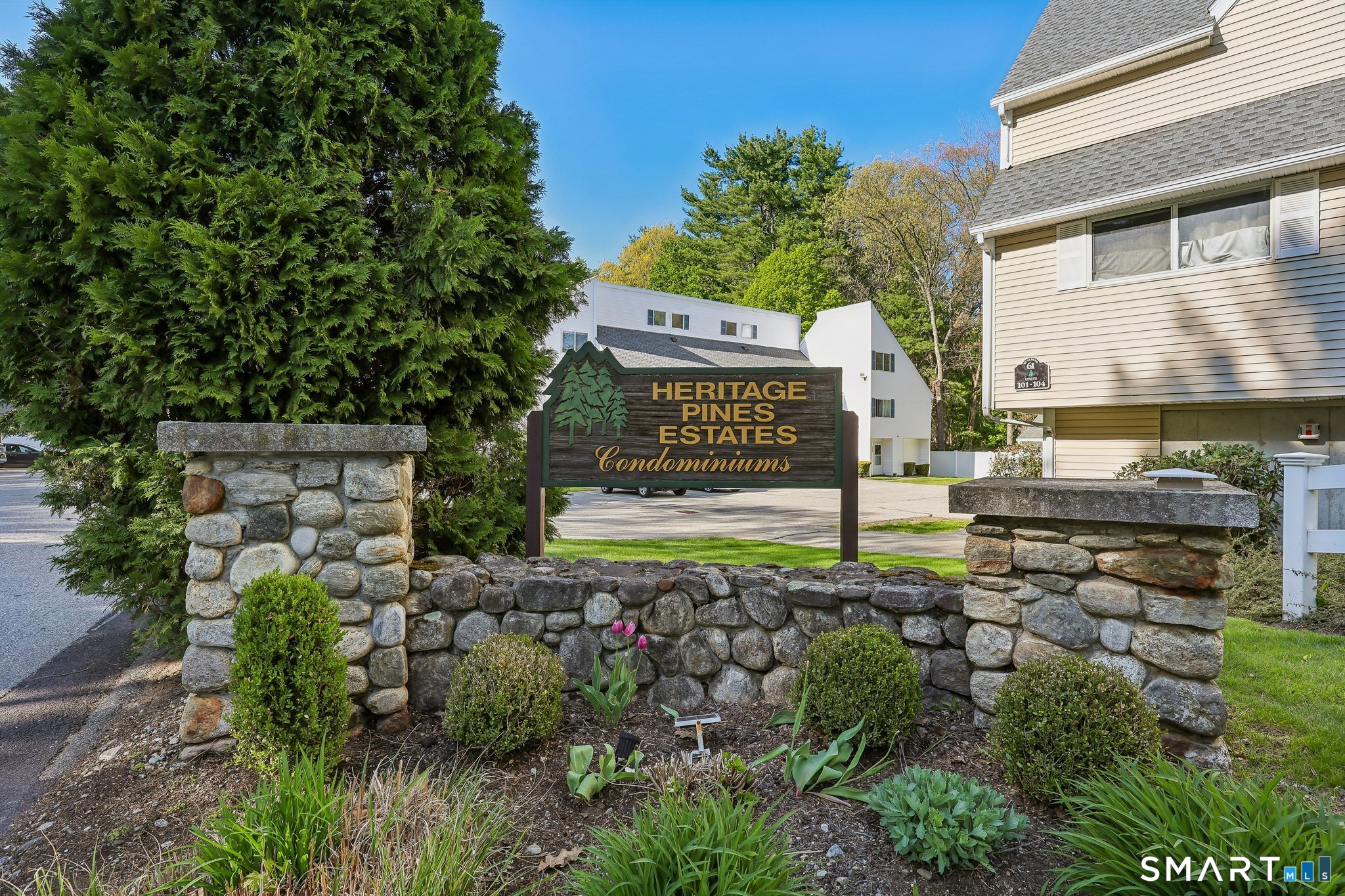65 Perry Street Putnam CT 06260