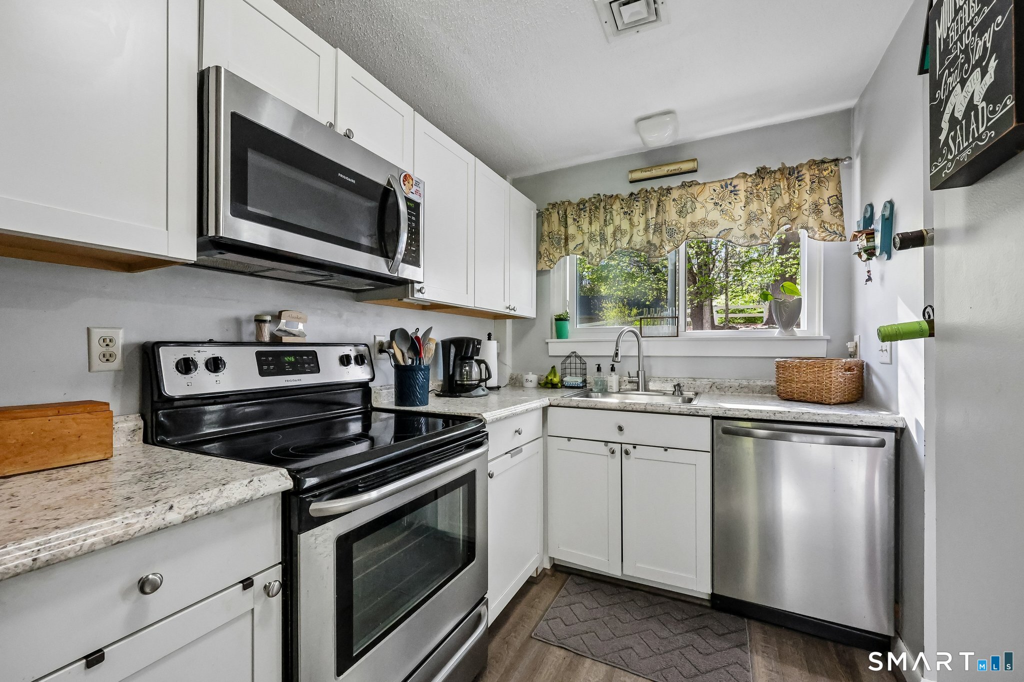 65 Perry Street Putnam CT 06260