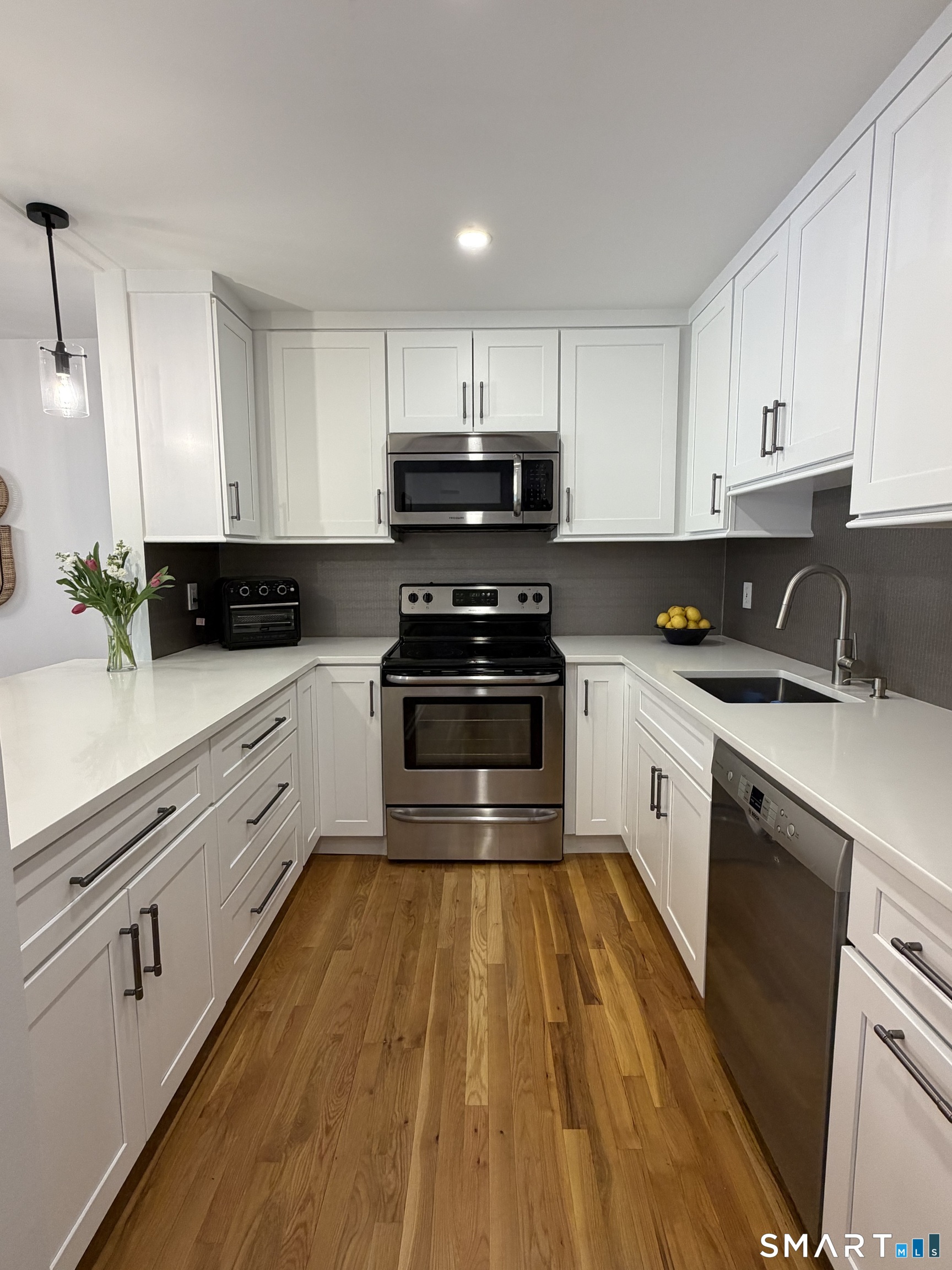 15 Perry Avenue Norwalk CT 06850