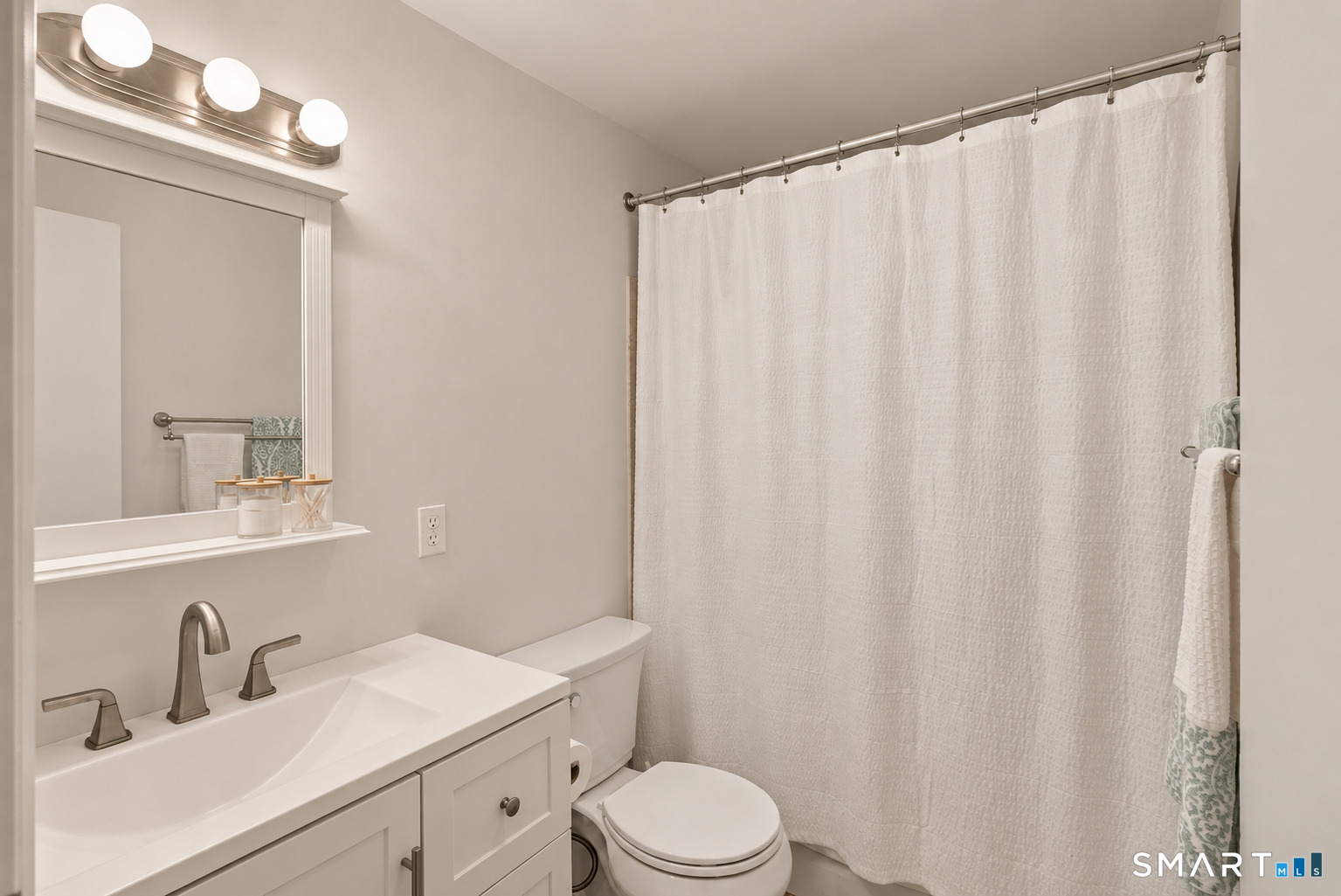 41 Happy Hollow Circle Stratford CT 06614