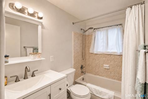 41 Happy Hollow Circle Stratford CT 06614