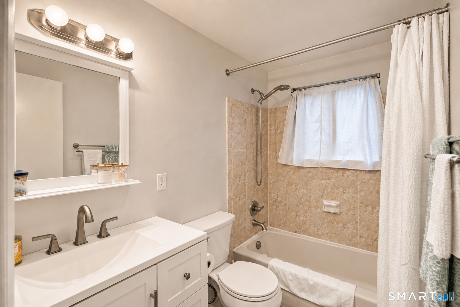 41 Happy Hollow Circle Stratford CT 06614