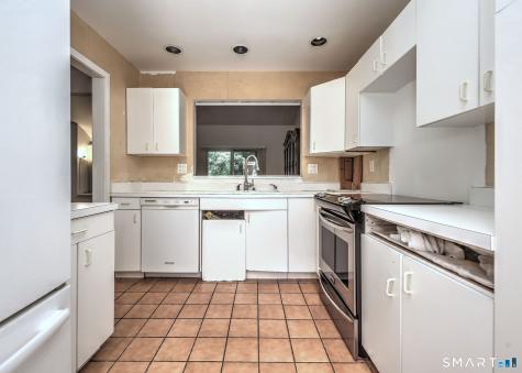 690 Forest Road West Haven CT 06516