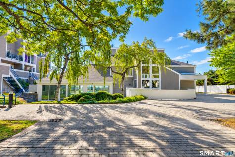 68 Harbour Close New Haven CT 06519