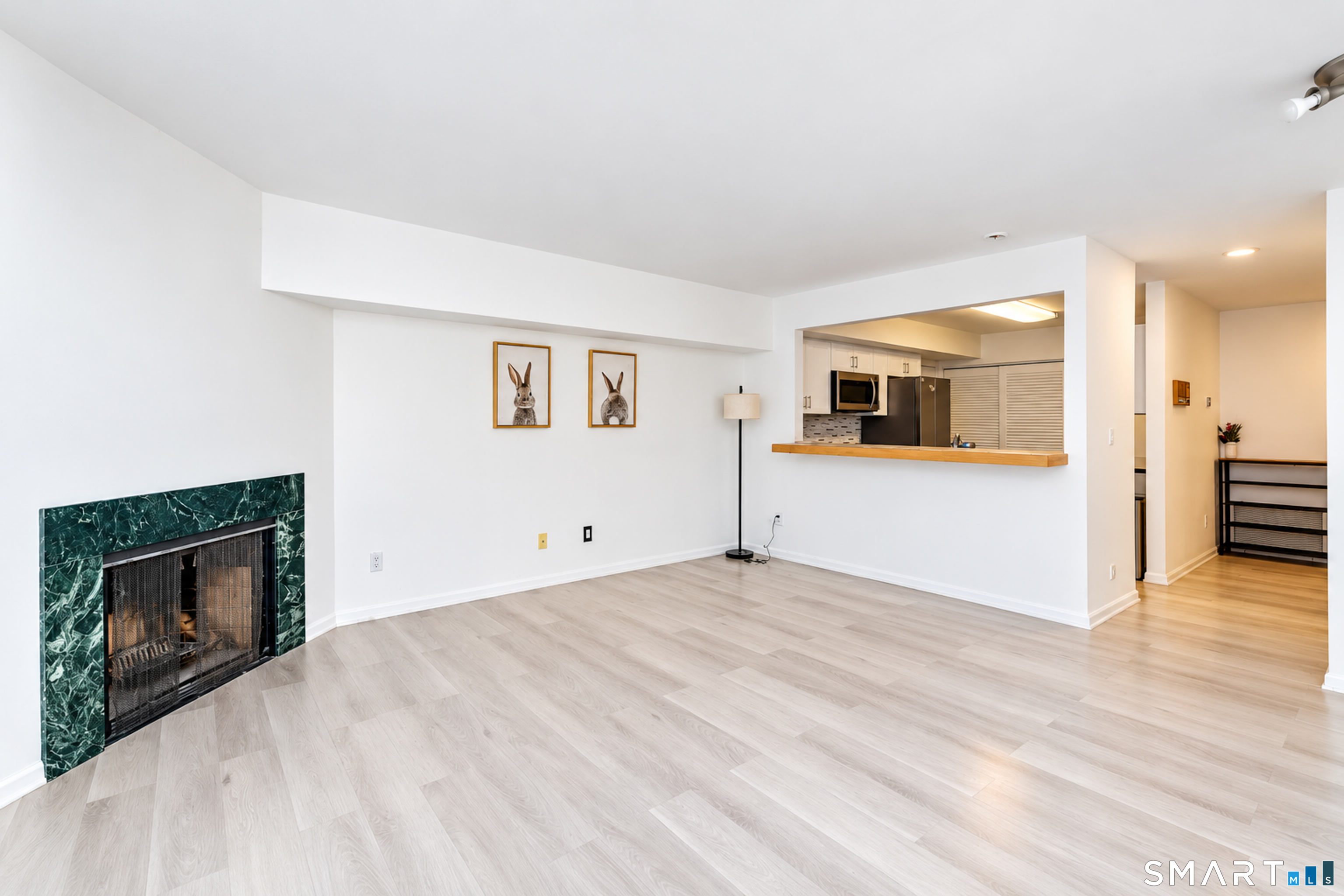 68 Harbour Close New Haven CT 06519
