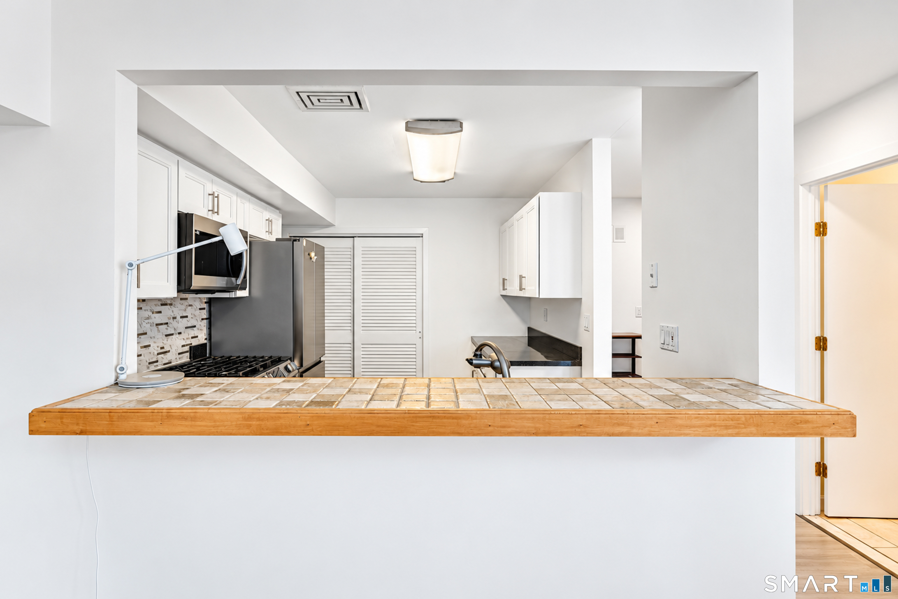 68 Harbour Close New Haven CT 06519